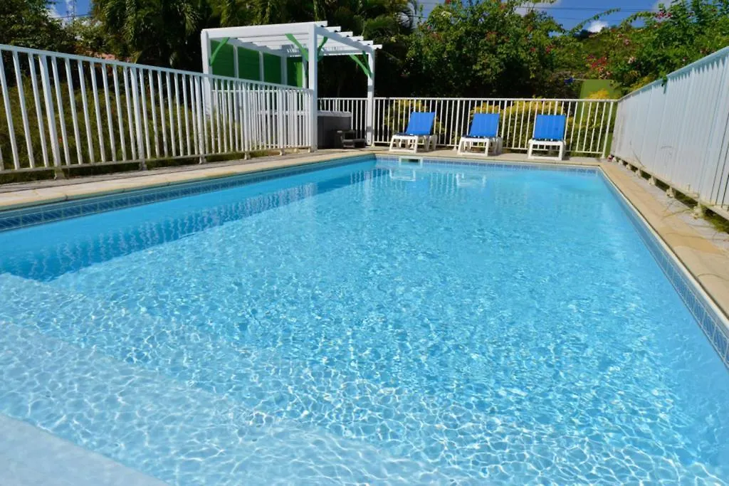 Sur La Route Des Epices - Location Villas Avec Piscine Et Jacuzzi Le François 0*,